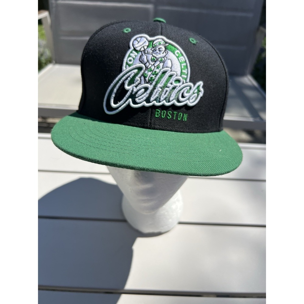 Boston Celtics Hardwood Classics 47 Brand SnapBack‎